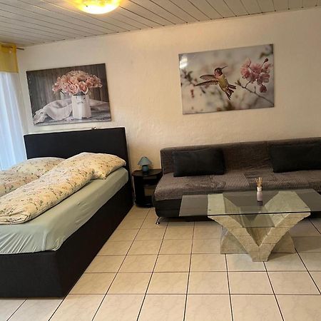 Linh'S Ferienwohnung 사르부르크 외부 사진